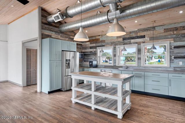 9388 HECKSCHER Drive, Jacksonville, FL 32226