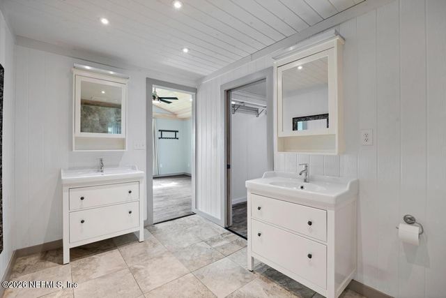 9388 HECKSCHER Drive, Jacksonville, FL 32226