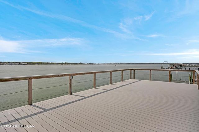 9388 HECKSCHER Drive, Jacksonville, FL 32226