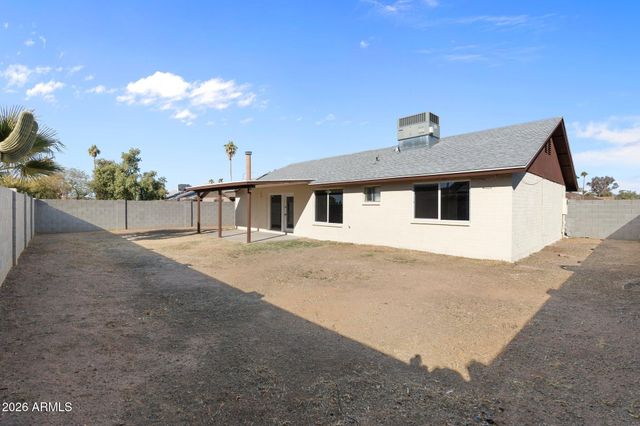 4043 W SWEETWATER Avenue, Phoenix, AZ 85029