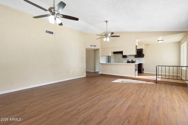 4043 W SWEETWATER Avenue, Phoenix, AZ 85029