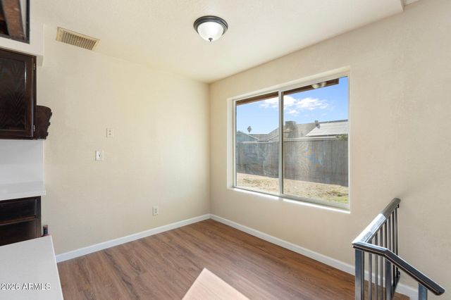 4043 W SWEETWATER Avenue, Phoenix, AZ 85029
