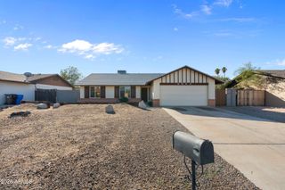 4043 W SWEETWATER Avenue, Phoenix, AZ 85029