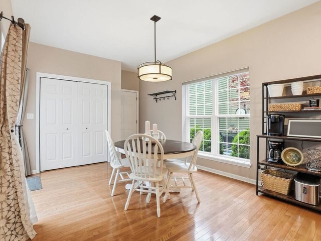 0N422 TAYLOR Drive, Geneva, IL 60134