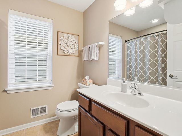0N422 TAYLOR Drive, Geneva, IL 60134