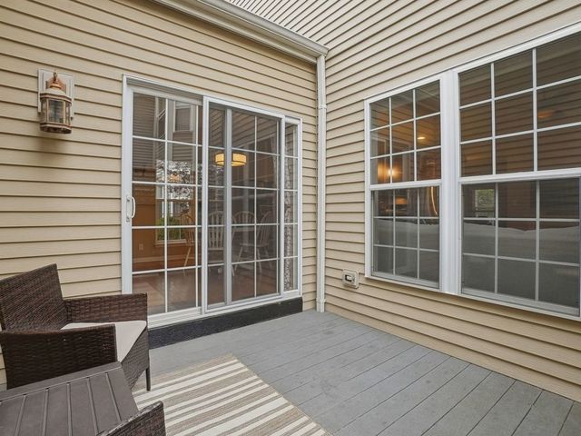 0N422 TAYLOR Drive, Geneva, IL 60134