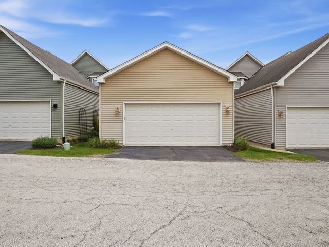 0N422 TAYLOR Drive, Geneva, IL 60134