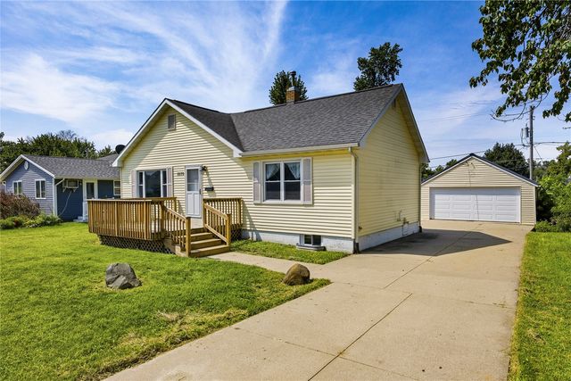 1070 27th Street, Marion, IA 50302