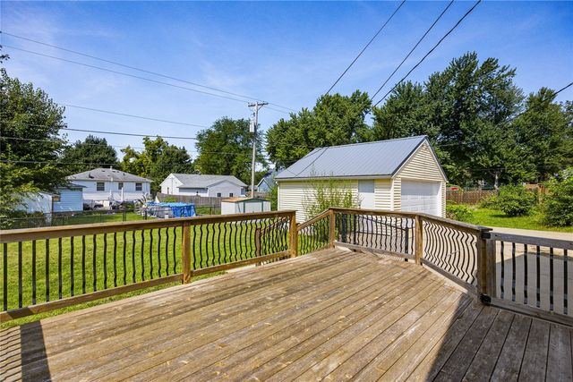 1070 27th Street, Marion, IA 50302