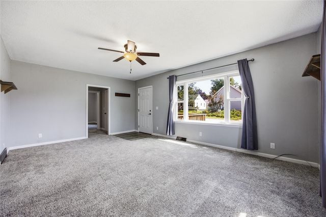 1070 27th Street, Marion, IA 50302