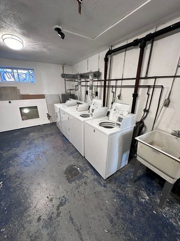 20 Hysil Avenue 11, Chelsea, MA 02150