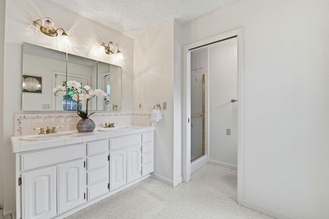 6433 Bose Lane, San Jose, CA 95120