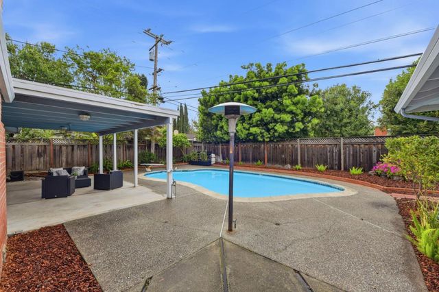 6433 Bose Lane, San Jose, CA 95120