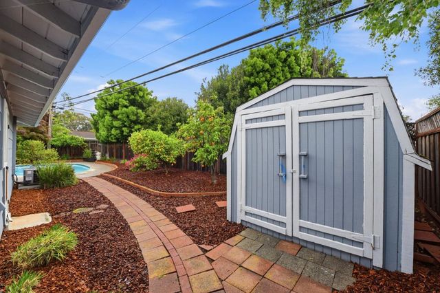 6433 Bose Lane, San Jose, CA 95120