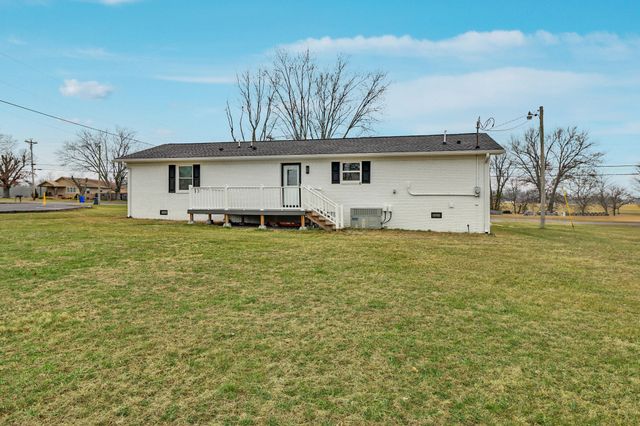 3072 Genesis Rd, Crossville, TN 38571