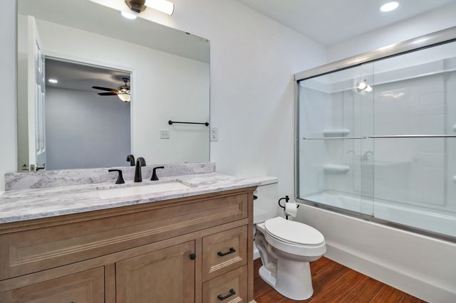 3072 Genesis Rd, Crossville, TN 38571