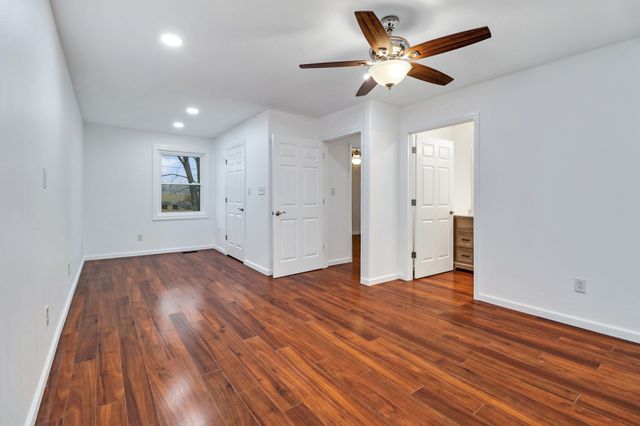 3072 Genesis Rd, Crossville, TN 38571