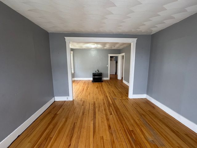 156 Fairmont Ave 2, Worcester, MA 01604