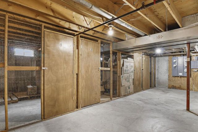 2609 Smithfield Drive, Fitchburg, WI 53719