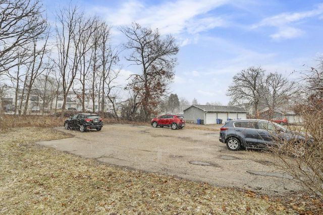 2609 Smithfield Drive, Fitchburg, WI 53719