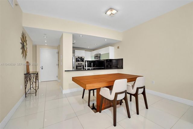 17121 Collins Ave 2106, Sunny Isles Beach, FL 33160