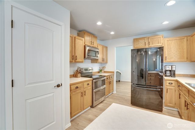 20516 86th Avenue Ct E, Spanaway, WA 98387