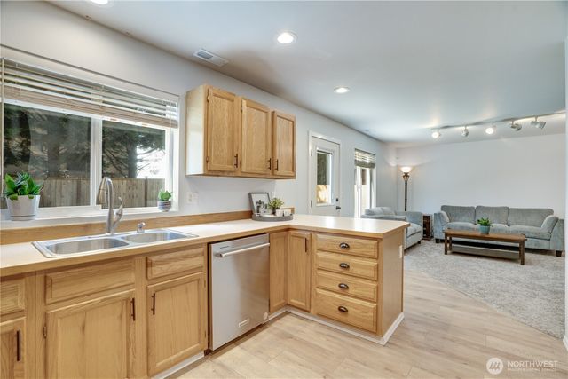 20516 86th Avenue Ct E, Spanaway, WA 98387