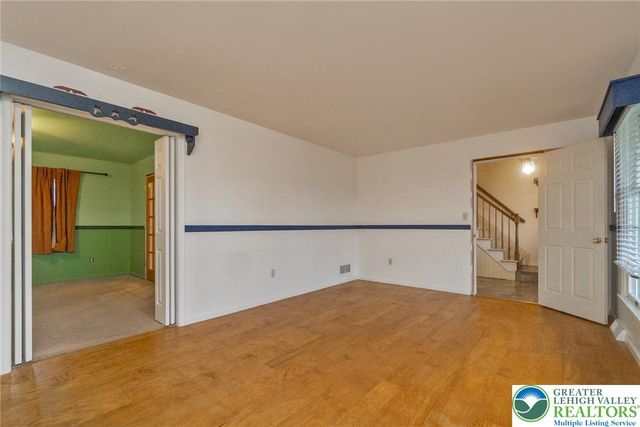 3824 E View Drive, North Whitehall Twp, PA 18069