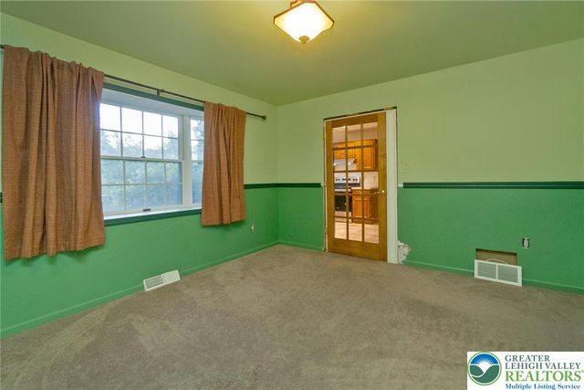 3824 E View Drive, North Whitehall Twp, PA 18069
