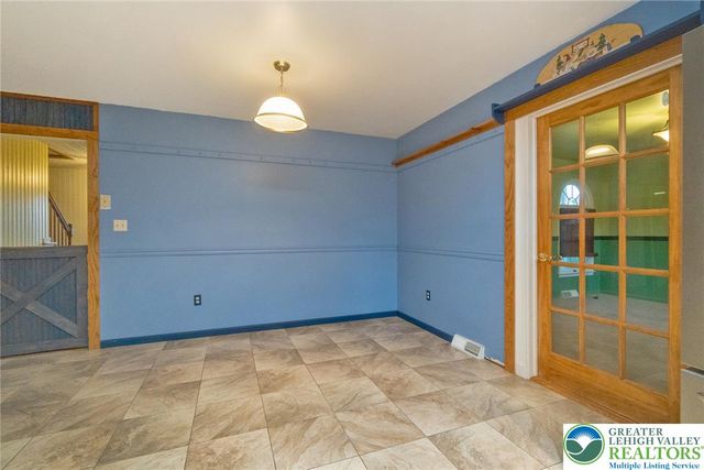 3824 E View Drive, North Whitehall Twp, PA 18069
