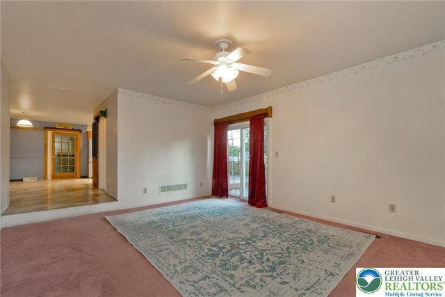 3824 E View Drive, North Whitehall Twp, PA 18069