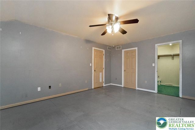 3824 E View Drive, North Whitehall Twp, PA 18069