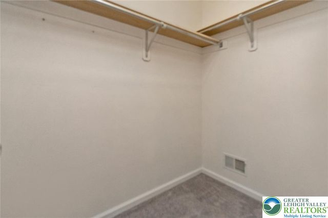 3824 E View Drive, North Whitehall Twp, PA 18069