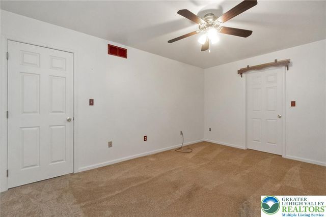 3824 E View Drive, North Whitehall Twp, PA 18069
