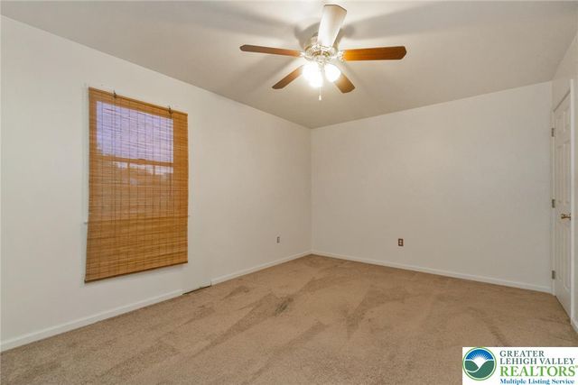 3824 E View Drive, North Whitehall Twp, PA 18069