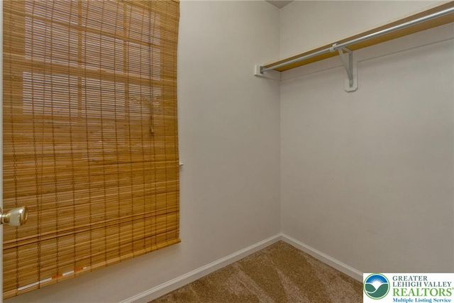 3824 E View Drive, North Whitehall Twp, PA 18069