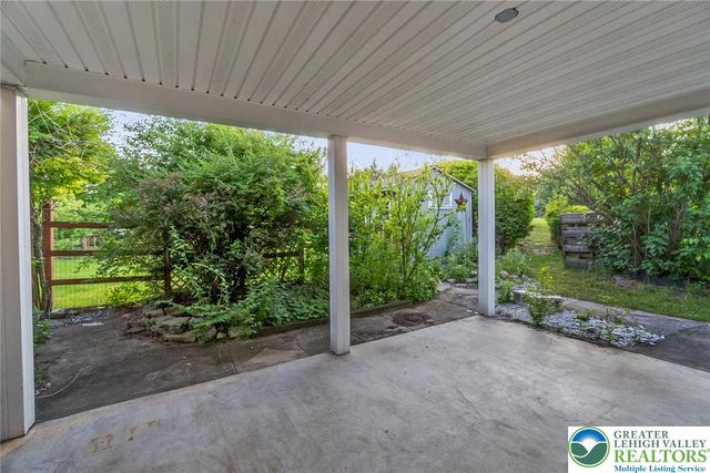 3824 E View Drive, North Whitehall Twp, PA 18069
