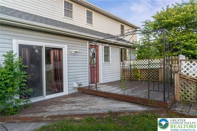 3824 E View Drive, North Whitehall Twp, PA 18069