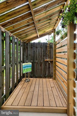 148 EVERGREEN ST, Mount Holly, NJ 08060