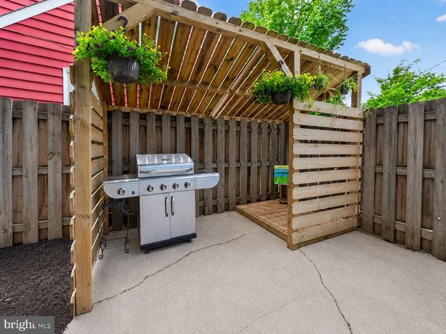 148 EVERGREEN ST, Mount Holly, NJ 08060