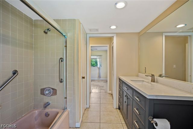 1928 Savona PKWY, Cape Coral, FL 33904