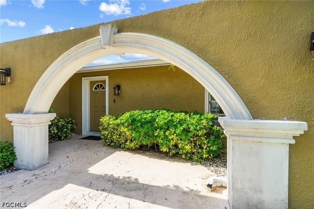 1928 Savona PKWY, Cape Coral, FL 33904