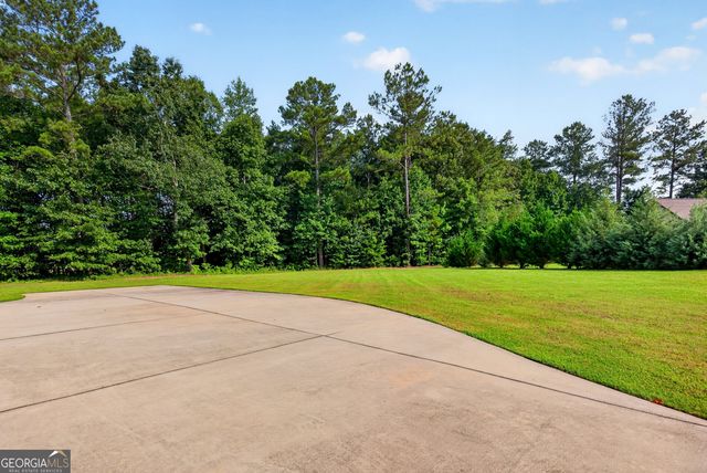 225 Cole Forest Boulevard, Barnesville, GA 30204