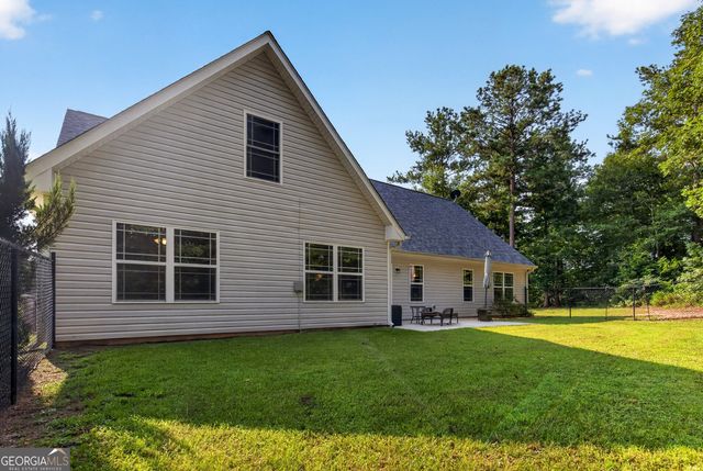 225 Cole Forest Boulevard, Barnesville, GA 30204