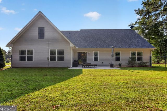 225 Cole Forest Boulevard, Barnesville, GA 30204