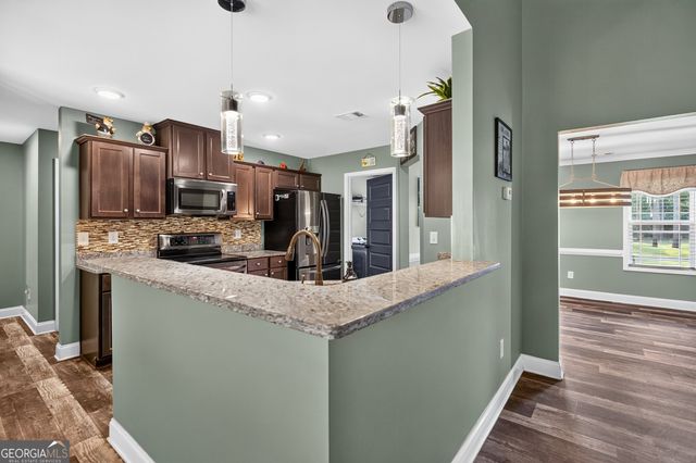 225 Cole Forest Boulevard, Barnesville, GA 30204