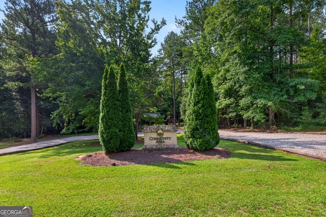 225 Cole Forest Boulevard, Barnesville, GA 30204