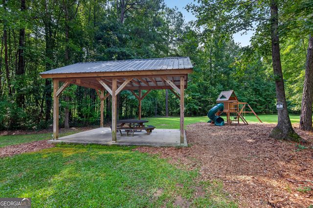 225 Cole Forest Boulevard, Barnesville, GA 30204