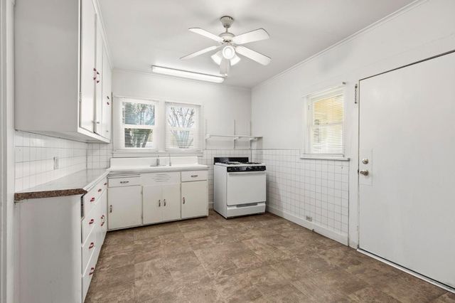 1003 Fourth St, Colusa, CA 95932