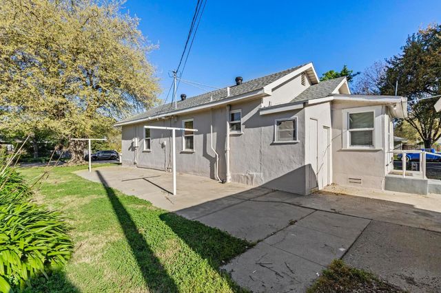 1003 Fourth St, Colusa, CA 95932